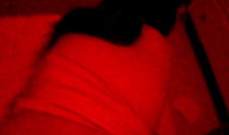 زن و شوهر جوان EroticaX نسبت سکس جوردی پورن به ارگاسم واقعی احساس خوبی دارند